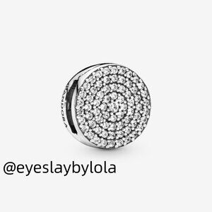 Pandora Round Pavé Clip Charm